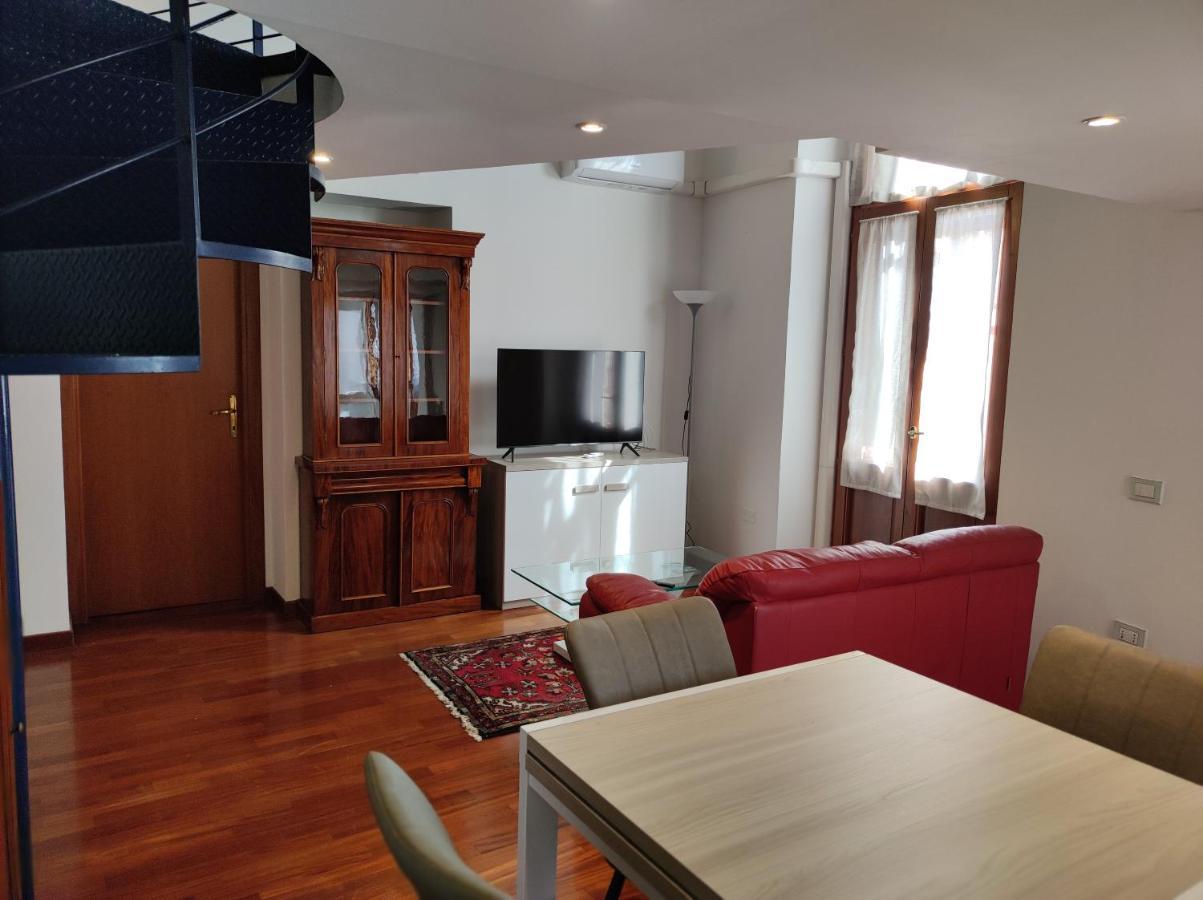 Marina Apartment City Centre Cagliari Eksteriør bilde